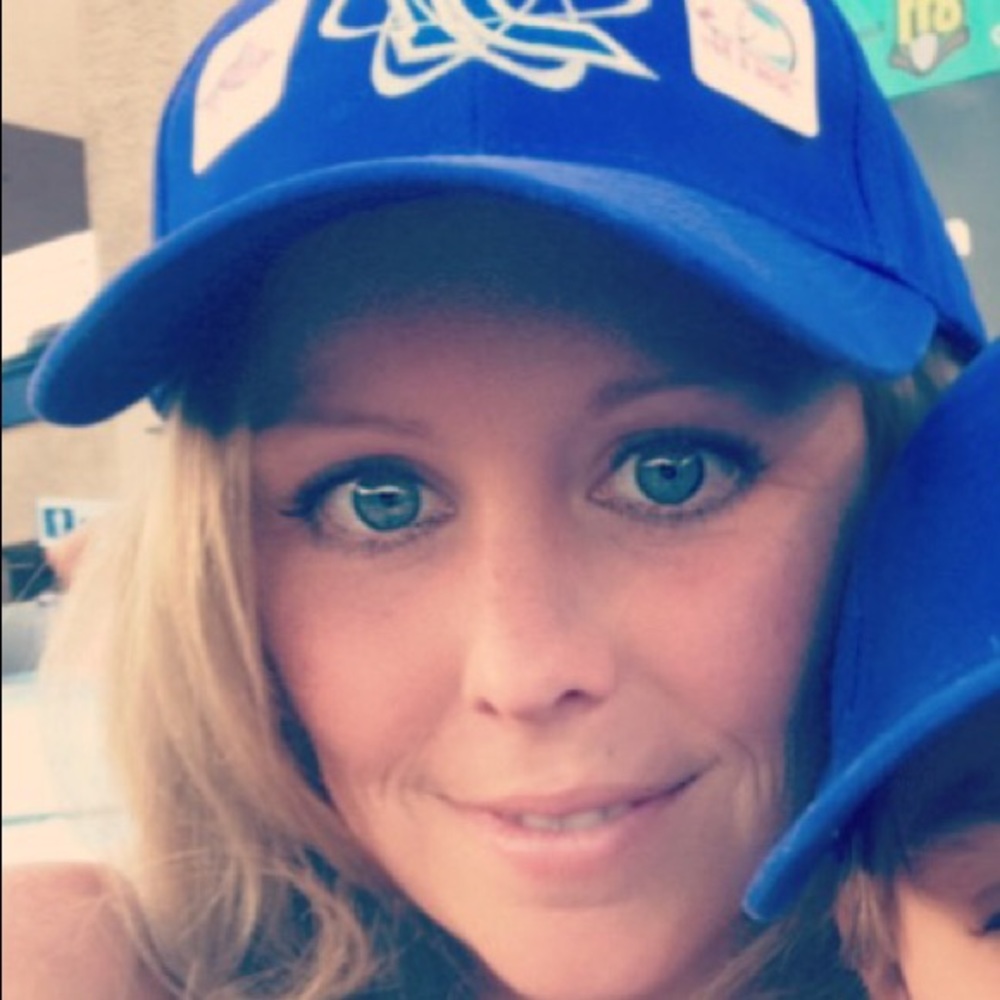 Meet your Posher, Monika